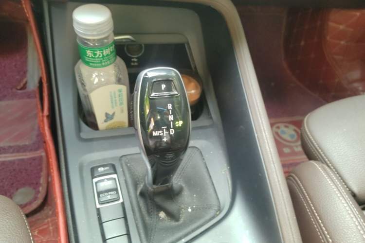 Used BMW X1 2020 sDrive25Li Leading Model Gear Lever