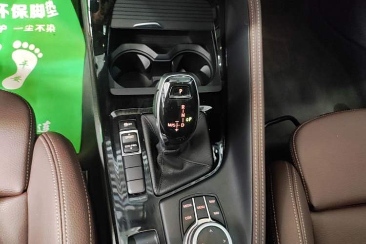 Used BMW X1 2020 sDrive20Li Premium Edition Gear Lever