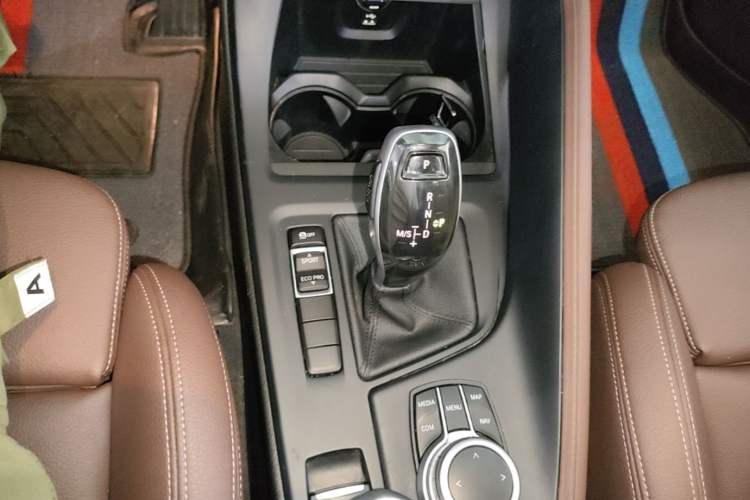 Used BMW X1 2020 sDrive25Li Leading Model Gear Lever