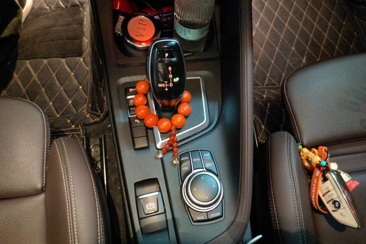 Used BMW X1 2020 sDrive25Li Leading Model Gear Lever