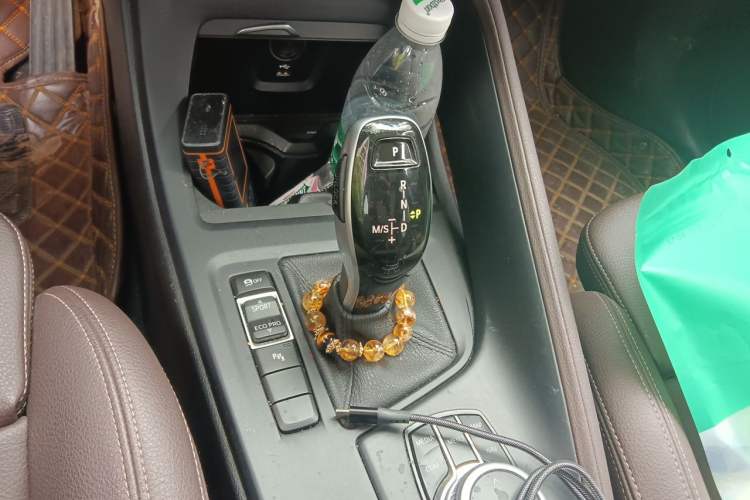 Used BMW X1 2020 sDrive25Li Leading Model Gear Lever
