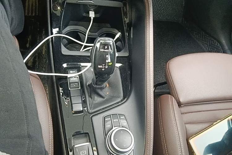 Used BMW X1 2020 sDrive20Li Premium Edition Gear Lever