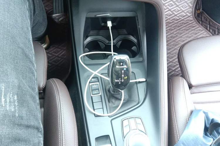 Used BMW X1 2020 sDrive25Li Leading Model Gear Lever