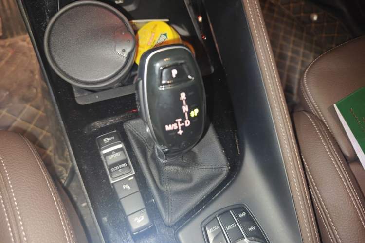 Used BMW X1 2020 xDrive25Li Luxury Edition Gear Lever
