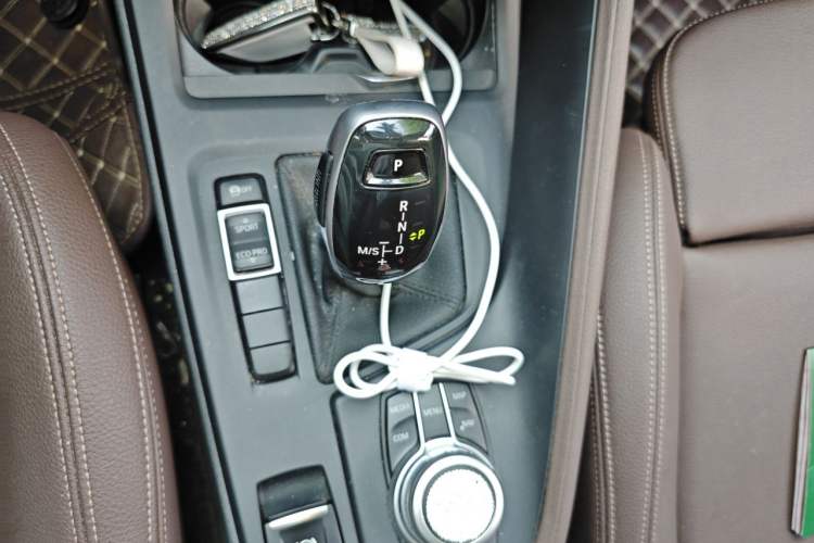 Used BMW X1 2020 sDrive25Li Leading Model Gear Lever