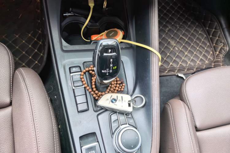 Used BMW X1 2020 sDrive25Li Leading Model Gear Lever