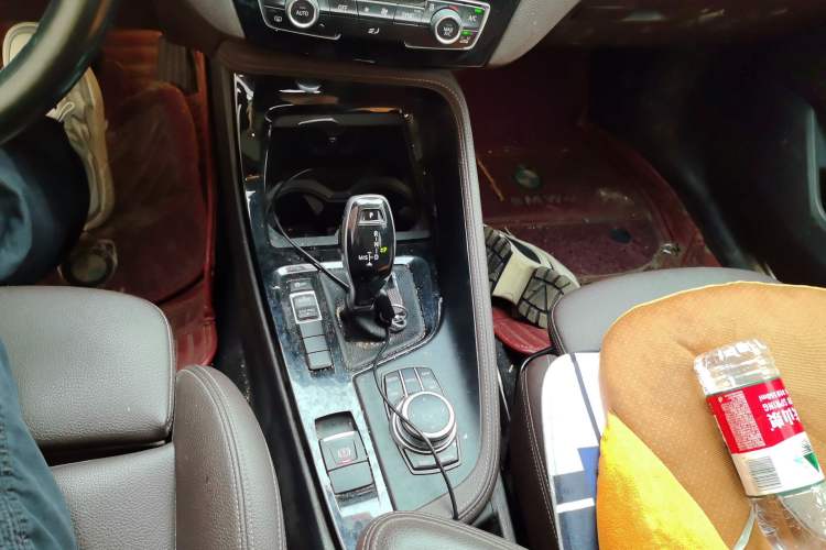 Used BMW X1 2020 sDrive20Li Premium Edition Gear Lever