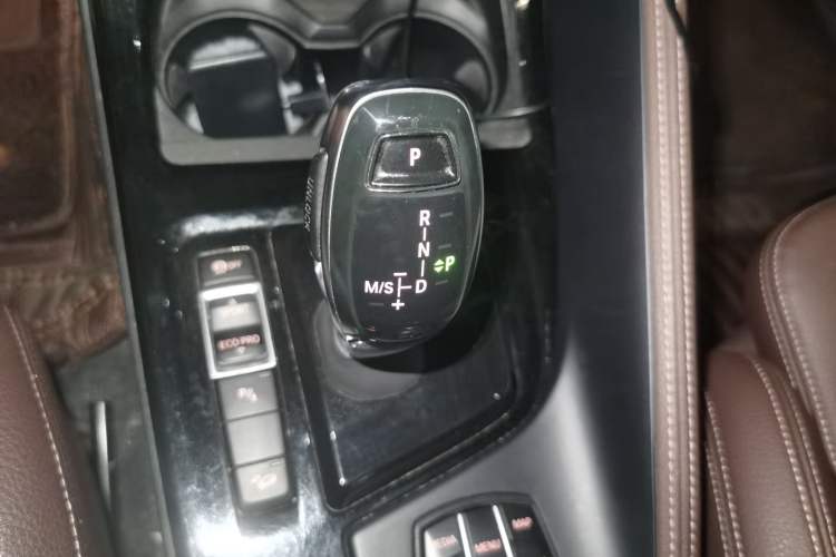 Used BMW X1 2020 xDrive25Li Luxury Edition Gear Lever
