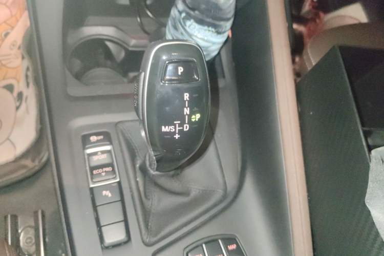 Used BMW X1 2020 sDrive25Li Leading Model Gear Lever