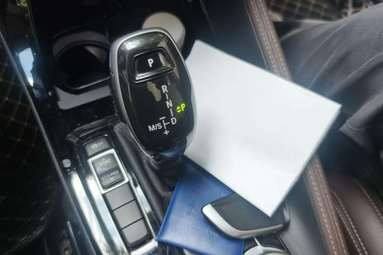 Used BMW X1 2020 sDrive20Li Premium Edition Gear Lever