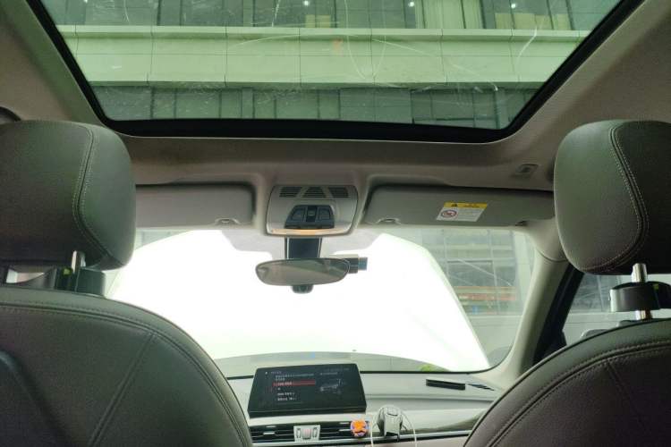 Used BMW X1 2020 xDrive25Li Luxury Edition Headliner