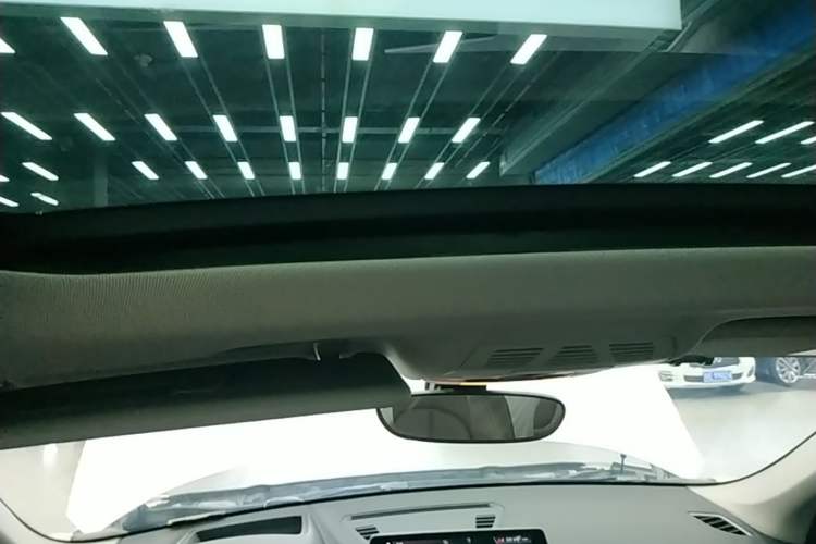 Used BMW X1 2020 xDrive25Li Luxury Edition Headliner