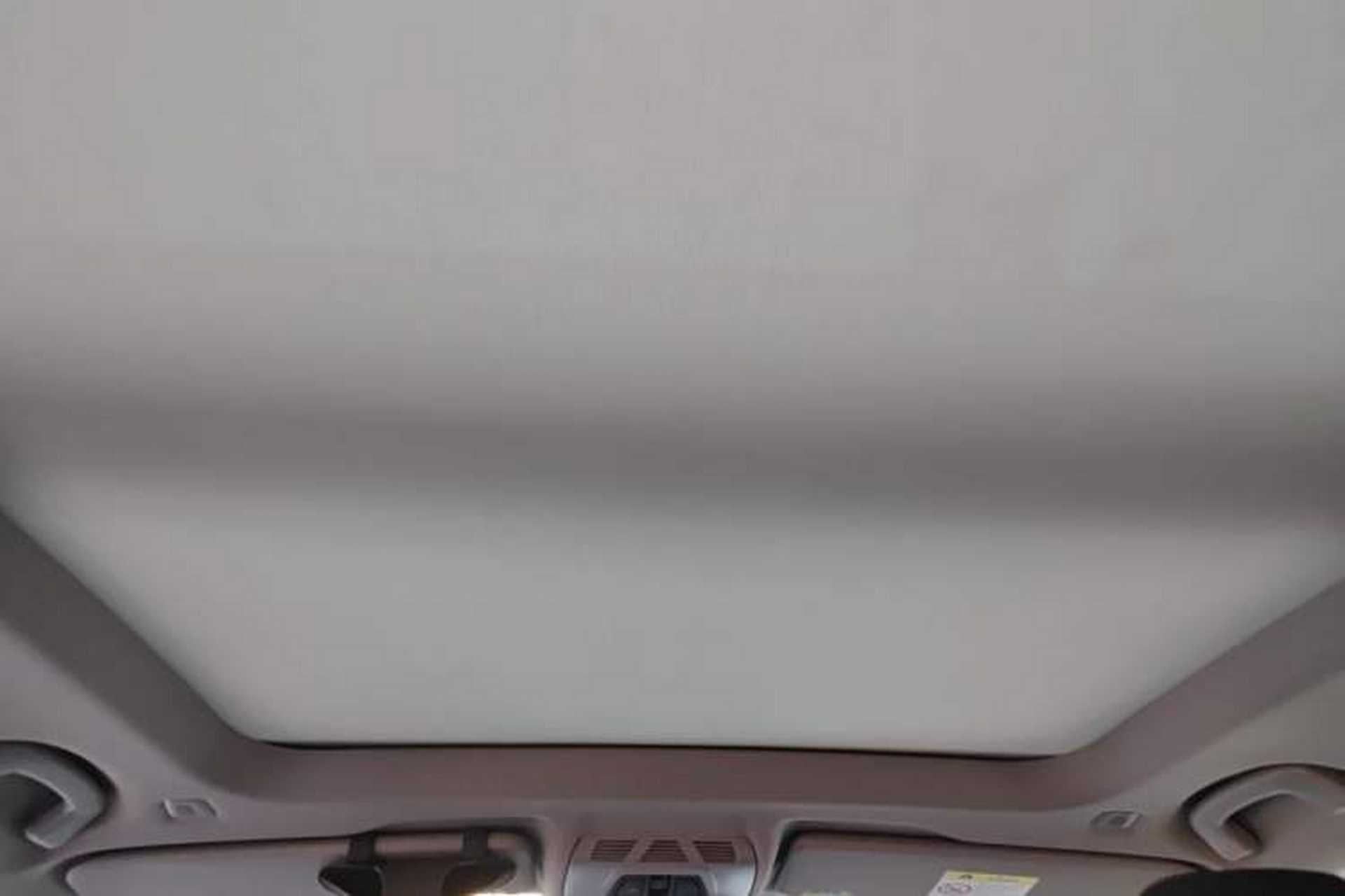 Used BMW X1 2020 xDrive25Li Luxury Edition Headliner
