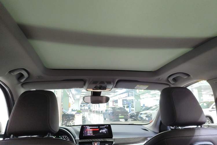 Used BMW X1 2020 xDrive25Li Luxury Edition Headliner