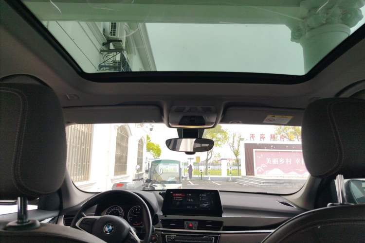 Used BMW X1 2020 sDrive25Li Leading Model Headliner
