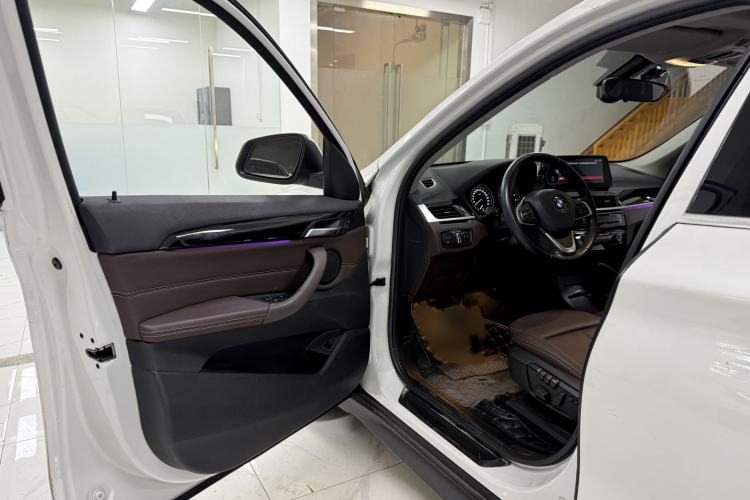 Used BMW X1 2020 sDrive25Li Leading Model Interior 1