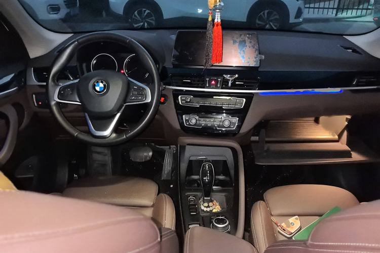 Used BMW X1 2020 sDrive25Li Leading Model Interior 2
