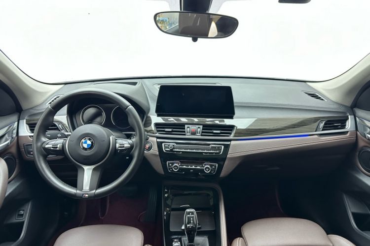 Used BMW X1 2020 xDrive25Li Luxury Edition Interior 2