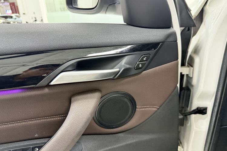Used BMW X1 2020 sDrive25Li Leading Model Interior 3