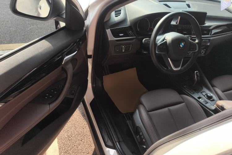 Used BMW X1 2020 sDrive20Li Fashion Model Interior 3