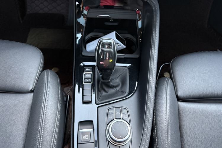 Used BMW X1 2020 sDrive20Li Premium Edition Interior 3