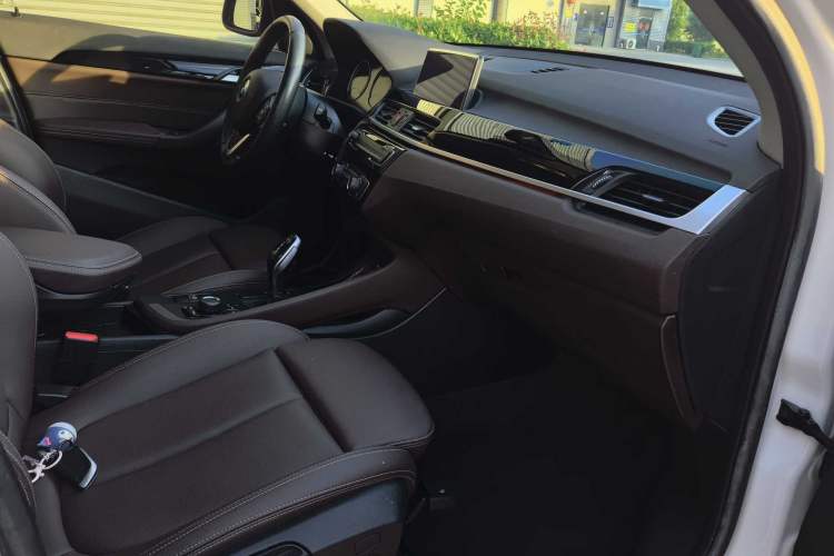 Used BMW X1 2020 sDrive20Li Fashion Model Interior 3