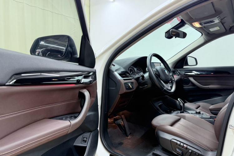 Used BMW X1 2020 sDrive20Li Fashion Model Interior 3