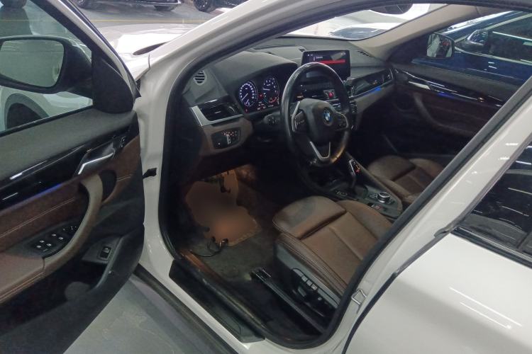 Used BMW X1 2020 sDrive25Li Leading Model Interior 3