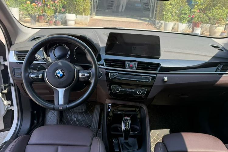 Used BMW X1 2020 sDrive20Li Premium Edition Interior 3