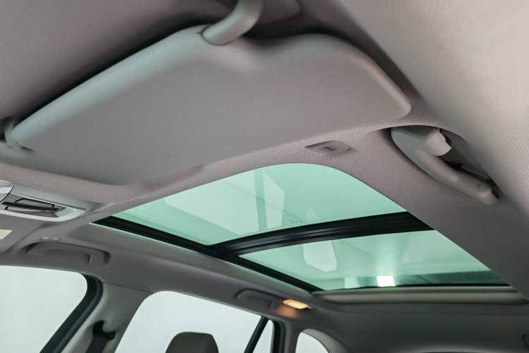 Used BMW X1 2020 sDrive25Li Leading Model Interior 4
