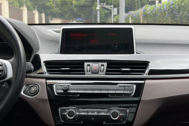 Used BMW X1 2020 sDrive20Li Fashion Model Interior 4