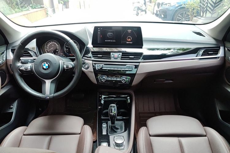 Used BMW X1 2020 sDrive20Li Premium Edition Interior 4