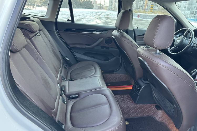Used BMW X1 2020 sDrive20Li Premium Edition Interior 4