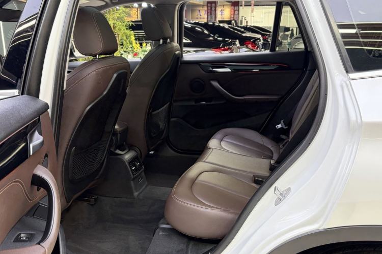 Used BMW X1 2020 sDrive20Li Premium Edition Interior 4