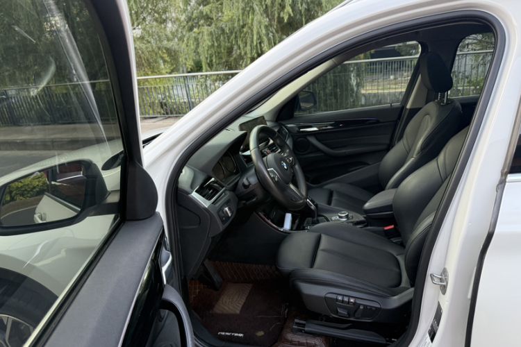 Used BMW X1 2020 sDrive20Li Premium Edition Interior 5
