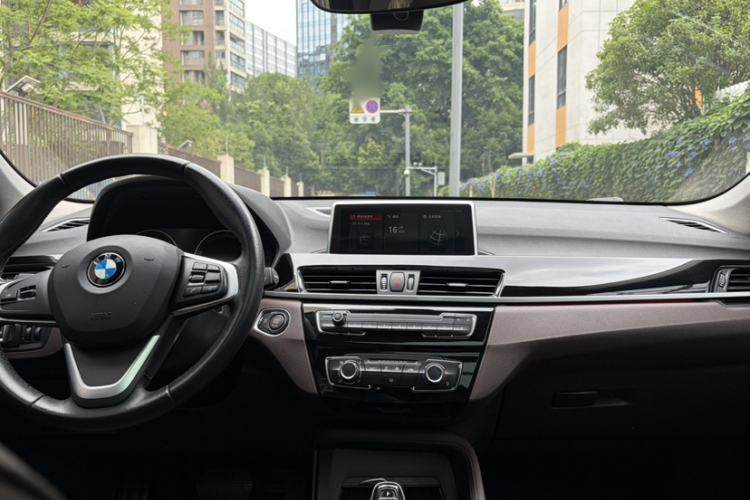 Used BMW X1 2020 sDrive20Li Fashion Model Interior 6