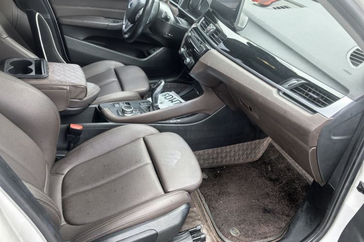 Used BMW X1 2020 sDrive25Li Leading Model Interior 6