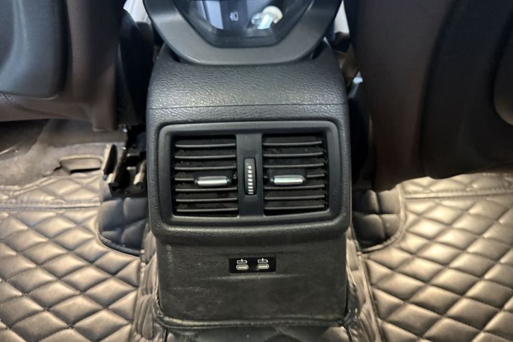 Used BMW X1 2020 sDrive25Li Leading Model Interior 8