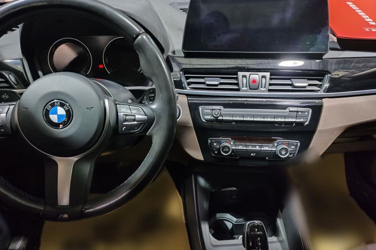 Used BMW X1 2020 sDrive25Li Leading Model Interior 8