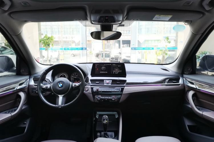 Used BMW X1 2020 xDrive25Li Luxury Edition Interior 9
