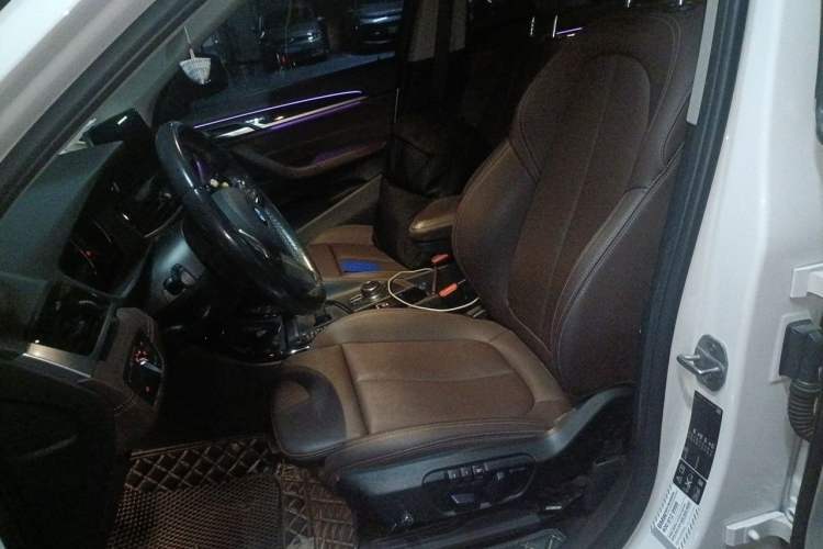 Used BMW X1 2020 xDrive25Li Luxury Edition Left Front Seat