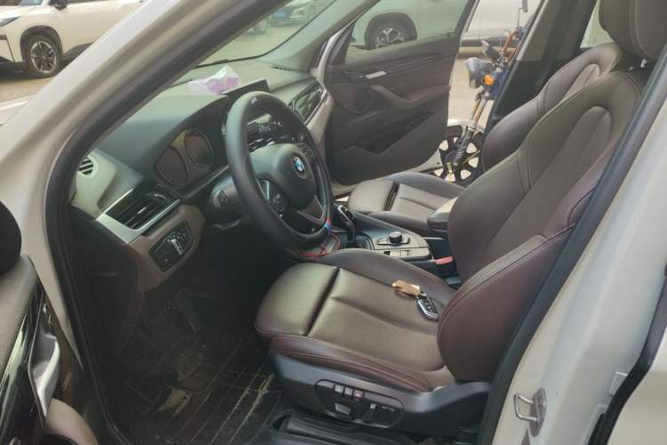 Used BMW X1 2020 sDrive20Li Fashion Model Left Front Seat