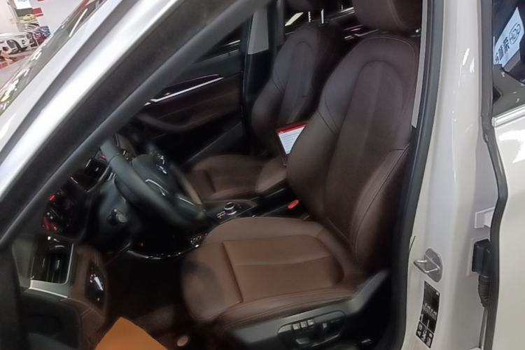 Used BMW X1 2020 xDrive25Li Luxury Edition Left Front Seat