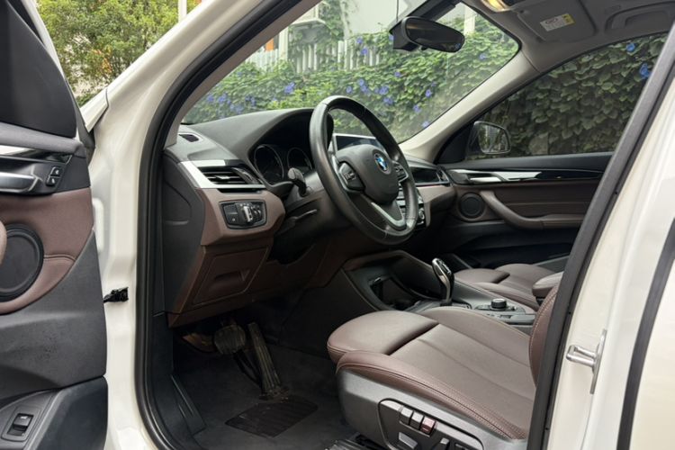 Used BMW X1 2020 sDrive20Li Fashion Model Left Front Seat