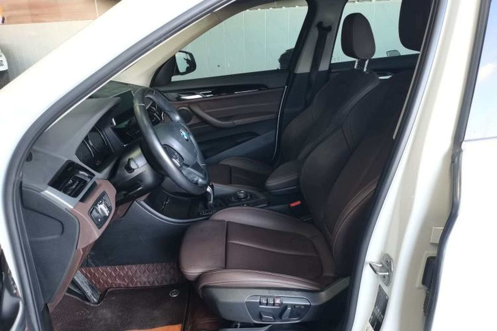 Used BMW X1 2020 sDrive20Li Fashion Model Left Front Seat
