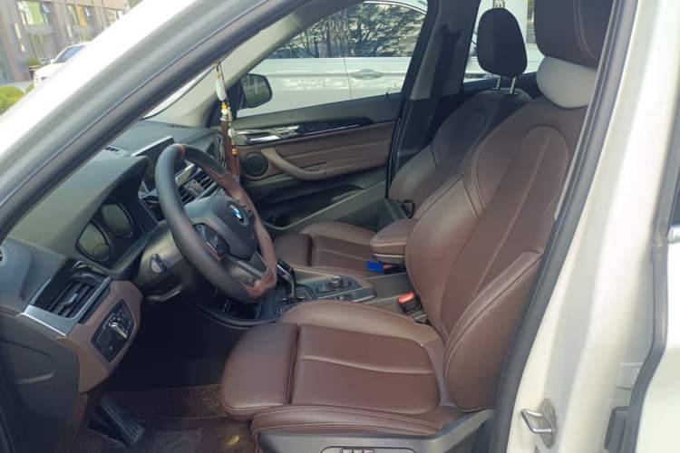 Used BMW X1 2020 sDrive20Li Fashion Model Left Front Seat