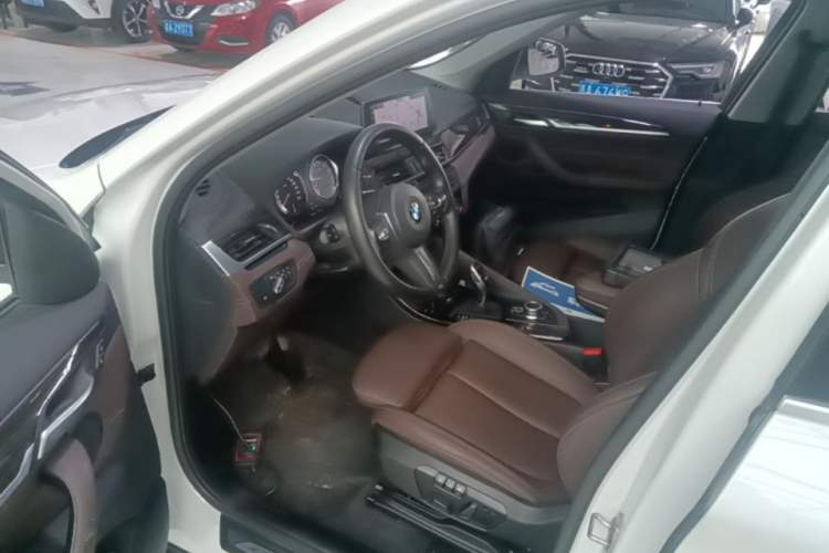 Used BMW X1 2020 xDrive25Li Luxury Edition Left Front Seat