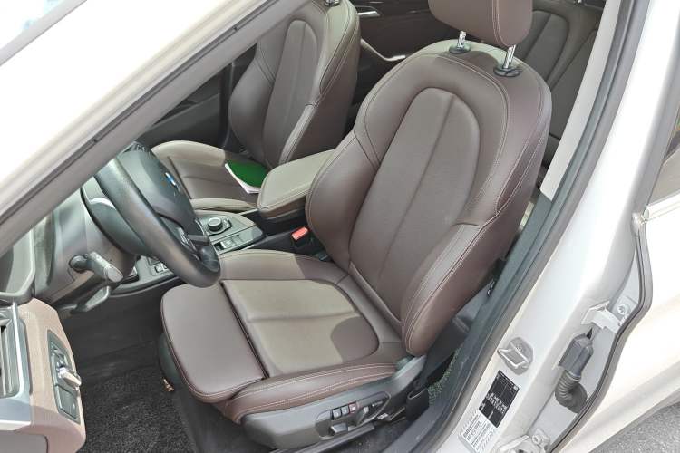Used BMW X1 2020 sDrive20Li Fashion Model Left Front Seat