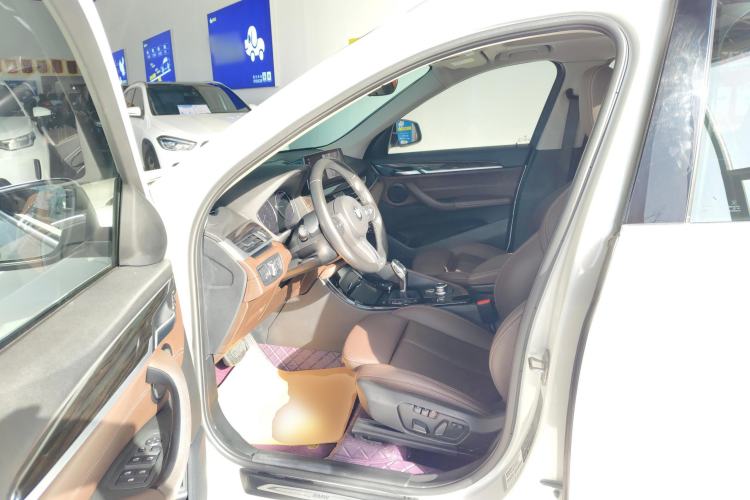 Used BMW X1 2020 xDrive25Li Luxury Edition Left Front Seat