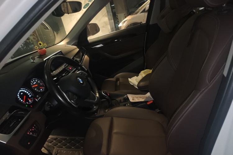 Used BMW X1 2020 sDrive20Li Fashion Model Left Front Seat